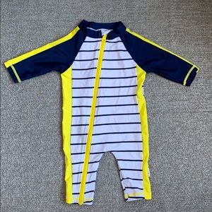 Swimzip rashguard full body - 0-6 mo EUC